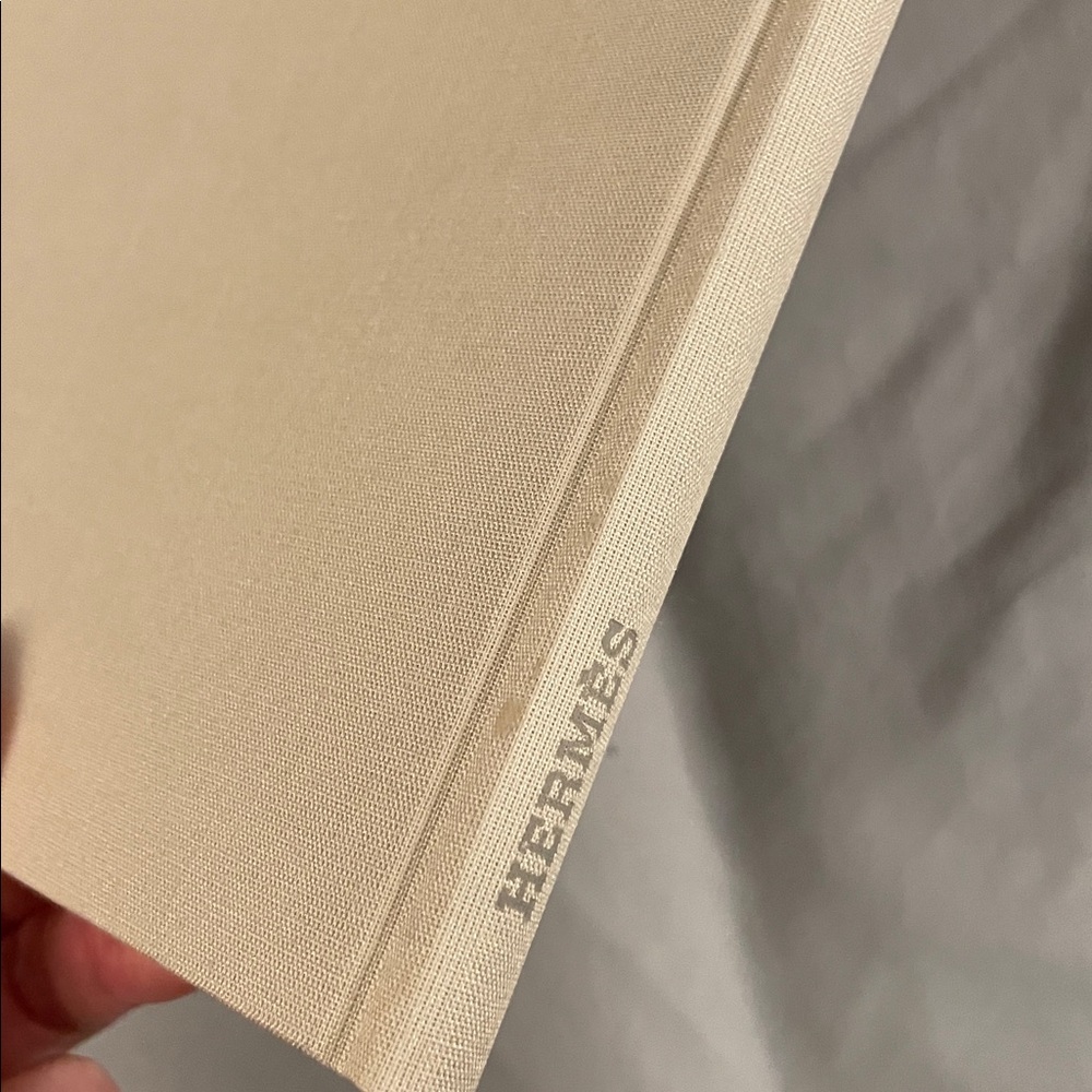 Authentic Hermes Hard Cover Home Book - Picture 3 of 8